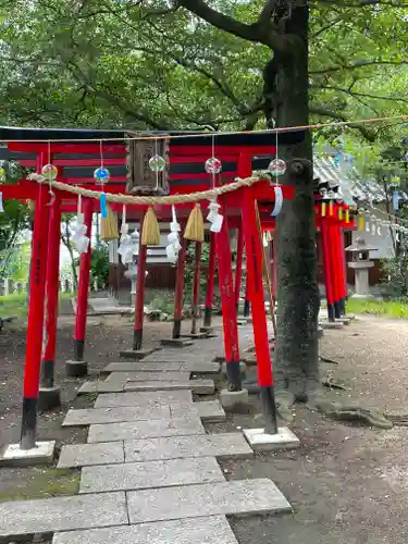 蜂田神社の末社