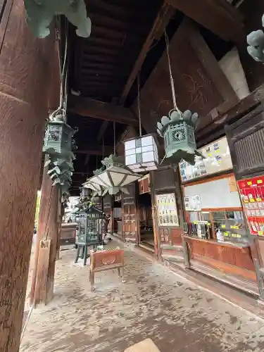 東大寺 二月堂の{uncategorized: "未分類", other: "その他", undefined: "問題あり", building: "その他建物", grave: "お墓", sacred_gate: "鳥居", guardian: "狛犬", statue: "像", buddha: "仏像", history: "歴史", nature: "自然", garden: "庭園", animal: "動物", pagoda: "塔", temizu: "手水舎", mountain_gate: "山門・神門", sanctuary: "本殿・本堂", subordinate: "末社・摂社", art: "芸術", scenery: "景色", jizo: "地蔵", ema: "絵馬", goshuin: "御朱印", omikuji: "おみくじ", items: "授与品その他", amulet: "お守り", goshuincho: "御朱印帳", eats: "食事", festival: "お祭り", votive_dance: "神楽", shichigosan: "七五三参", wedding: "結婚式", experience: "体験その他", initially: "初詣", around: "周辺", anti_infection: "感染症対策"}