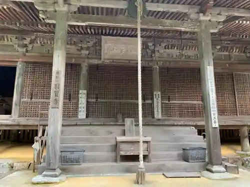 羽賀寺の本殿・本堂