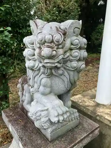 下中野温泉神社の狛犬