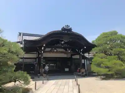 仁和寺の本殿・本堂