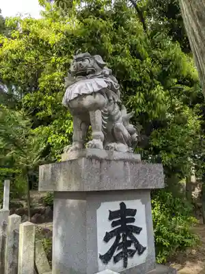 両社宮神社(宮町)の狛犬