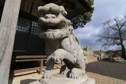 長屋神社の狛犬