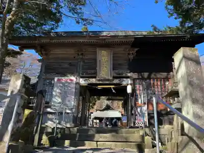 熊野皇大神社の{uncategorized: "未分類", other: "その他", undefined: "問題あり", building: "その他建物", grave: "お墓", sacred_gate: "鳥居", guardian: "狛犬", statue: "像", buddha: "仏像", history: "歴史", nature: "自然", garden: "庭園", animal: "動物", pagoda: "塔", temizu: "手水舎", mountain_gate: "山門・神門", sanctuary: "本殿・本堂", subordinate: "末社・摂社", art: "芸術", scenery: "景色", jizo: "地蔵", ema: "絵馬", goshuin: "御朱印", omikuji: "おみくじ", items: "授与品その他", amulet: "お守り", goshuincho: "御朱印帳", eats: "食事", festival: "お祭り", votive_dance: "神楽", shichigosan: "七五三参", wedding: "結婚式", experience: "体験その他", initially: "初詣", around: "周辺", anti_infection: "感染症対策"}