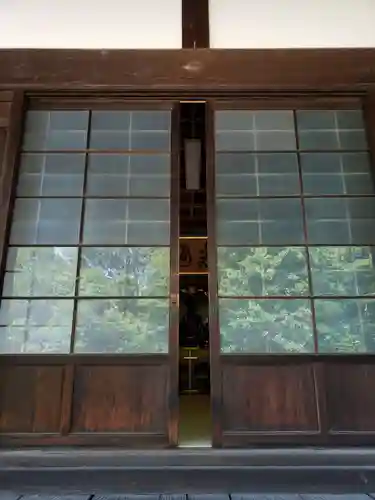 華徳院の本殿・本堂