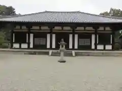 秋篠寺の本殿