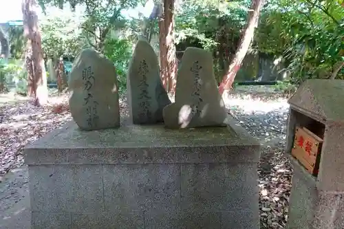 野田春日神社の末社