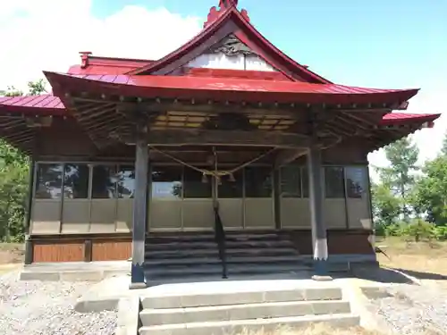 共成神社の本殿