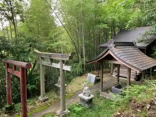 稲荷神社の鳥居