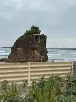 稲佐の浜 弁天島(島根県)