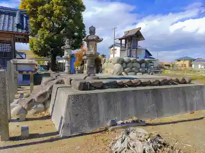 神明社(給父)の末社・摂社