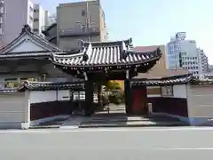 法泉寺の山門