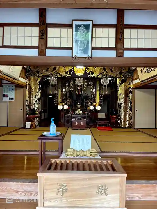 香下寺の本殿・本堂