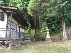 中澤神社の建物その他