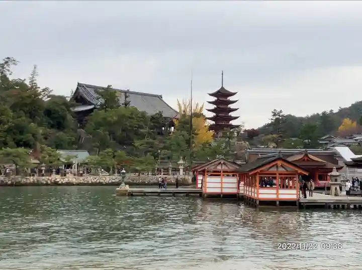 厳島神社(広島県)