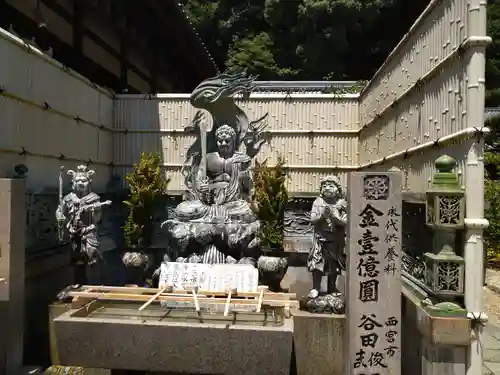 宝山寺(奈良県)