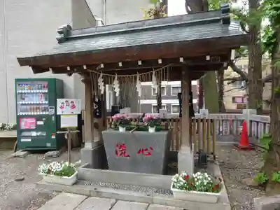 高円寺氷川神社の手水舎