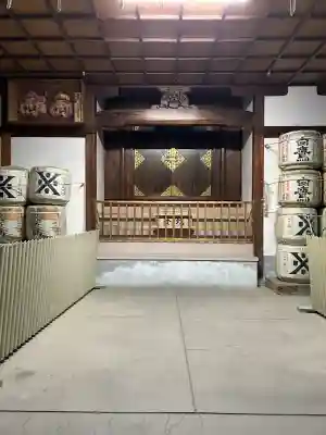 茨木神社の{uncategorized: "未分類", other: "その他", undefined: "問題あり", building: "その他建物", grave: "お墓", sacred_gate: "鳥居", guardian: "狛犬", statue: "像", buddha: "仏像", history: "歴史", nature: "自然", garden: "庭園", animal: "動物", pagoda: "塔", temizu: "手水舎", mountain_gate: "山門・神門", sanctuary: "本殿・本堂", subordinate: "末社・摂社", art: "芸術", scenery: "景色", jizo: "地蔵", ema: "絵馬", goshuin: "御朱印", omikuji: "おみくじ", items: "授与品その他", amulet: "お守り", goshuincho: "御朱印帳", eats: "食事", festival: "お祭り", votive_dance: "神楽", shichigosan: "七五三参", wedding: "結婚式", experience: "体験その他", initially: "初詣", around: "周辺", anti_infection: "感染症対策"}
