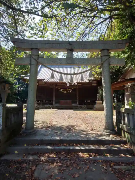 楡山神社の鳥居