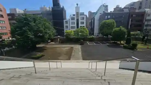 霊雲寺の{uncategorized: "未分類", other: "その他", undefined: "問題あり", building: "その他建物", grave: "お墓", sacred_gate: "鳥居", guardian: "狛犬", statue: "像", buddha: "仏像", history: "歴史", nature: "自然", garden: "庭園", animal: "動物", pagoda: "塔", temizu: "手水舎", mountain_gate: "山門・神門", sanctuary: "本殿・本堂", subordinate: "末社・摂社", art: "芸術", scenery: "景色", jizo: "地蔵", ema: "絵馬", goshuin: "御朱印", omikuji: "おみくじ", items: "授与品その他", amulet: "お守り", goshuincho: "御朱印帳", eats: "食事", festival: "お祭り", votive_dance: "神楽", shichigosan: "七五三参", wedding: "結婚式", experience: "体験その他", initially: "初詣", around: "周辺", anti_infection: "感染症対策"}