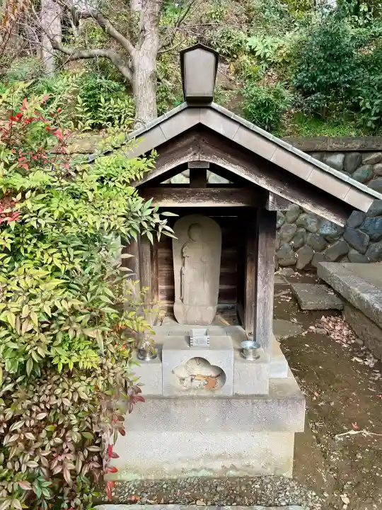 蓮勝寺の{uncategorized: "未分類", other: "その他", undefined: "問題あり", building: "その他建物", grave: "お墓", sacred_gate: "鳥居", guardian: "狛犬", statue: "像", buddha: "仏像", history: "歴史", nature: "自然", garden: "庭園", animal: "動物", pagoda: "塔", temizu: "手水舎", mountain_gate: "山門・神門", sanctuary: "本殿・本堂", subordinate: "末社・摂社", art: "芸術", scenery: "景色", jizo: "地蔵", ema: "絵馬", goshuin: "御朱印", omikuji: "おみくじ", items: "授与品その他", amulet: "お守り", goshuincho: "御朱印帳", eats: "食事", festival: "お祭り", votive_dance: "神楽", shichigosan: "七五三参", wedding: "結婚式", experience: "体験その他", initially: "初詣", around: "周辺", anti_infection: "感染症対策"}