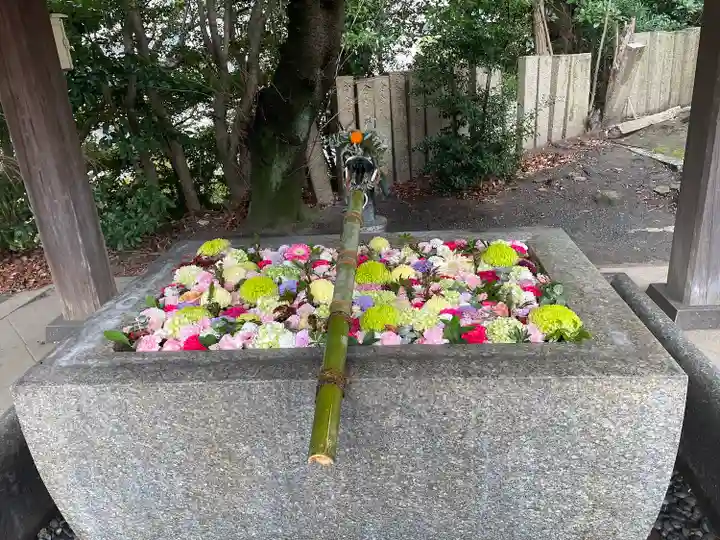 豊山八幡神社の手水舎