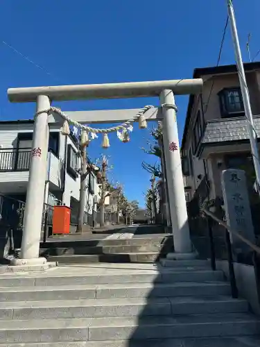 春ノ木神明社の{uncategorized: "未分類", other: "その他", undefined: "問題あり", building: "その他建物", grave: "お墓", sacred_gate: "鳥居", guardian: "狛犬", statue: "像", buddha: "仏像", history: "歴史", nature: "自然", garden: "庭園", animal: "動物", pagoda: "塔", temizu: "手水舎", mountain_gate: "山門・神門", sanctuary: "本殿・本堂", subordinate: "末社・摂社", art: "芸術", scenery: "景色", jizo: "地蔵", ema: "絵馬", goshuin: "御朱印", omikuji: "おみくじ", items: "授与品その他", amulet: "お守り", goshuincho: "御朱印帳", eats: "食事", festival: "お祭り", votive_dance: "神楽", shichigosan: "七五三参", wedding: "結婚式", experience: "体験その他", initially: "初詣", around: "周辺", anti_infection: "感染症対策"}