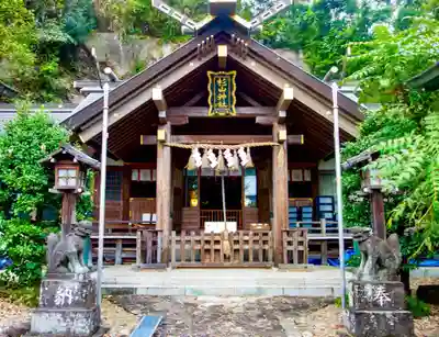 新羽杉山神社の本殿・本堂