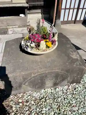 小日向 本法寺の{uncategorized: "未分類", other: "その他", undefined: "問題あり", building: "その他建物", grave: "お墓", sacred_gate: "鳥居", guardian: "狛犬", statue: "像", buddha: "仏像", history: "歴史", nature: "自然", garden: "庭園", animal: "動物", pagoda: "塔", temizu: "手水舎", mountain_gate: "山門・神門", sanctuary: "本殿・本堂", subordinate: "末社・摂社", art: "芸術", scenery: "景色", jizo: "地蔵", ema: "絵馬", goshuin: "御朱印", omikuji: "おみくじ", items: "授与品その他", amulet: "お守り", goshuincho: "御朱印帳", eats: "食事", festival: "お祭り", votive_dance: "神楽", shichigosan: "七五三参", wedding: "結婚式", experience: "体験その他", initially: "初詣", around: "周辺", anti_infection: "感染症対策"}