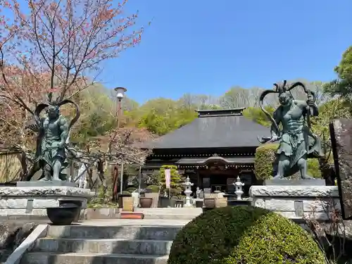 光明寺の像