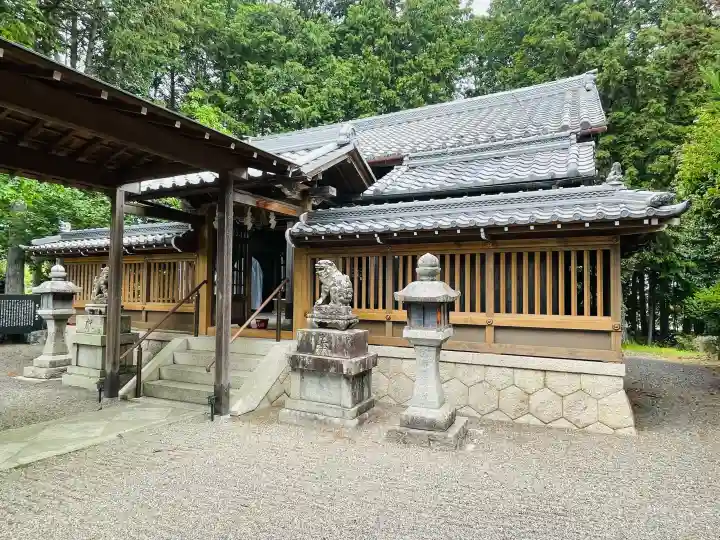八坂神社の{uncategorized: "未分類", other: "その他", undefined: "問題あり", building: "その他建物", grave: "お墓", sacred_gate: "鳥居", guardian: "狛犬", statue: "像", buddha: "仏像", history: "歴史", nature: "自然", garden: "庭園", animal: "動物", pagoda: "塔", temizu: "手水舎", mountain_gate: "山門・神門", sanctuary: "本殿・本堂", subordinate: "末社・摂社", art: "芸術", scenery: "景色", jizo: "地蔵", ema: "絵馬", goshuin: "御朱印", omikuji: "おみくじ", items: "授与品その他", amulet: "お守り", goshuincho: "御朱印帳", eats: "食事", festival: "お祭り", votive_dance: "神楽", shichigosan: "七五三参", wedding: "結婚式", experience: "体験その他", initially: "初詣", around: "周辺", anti_infection: "感染症対策"}