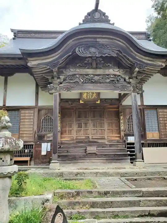 乾徳寺の本殿・本堂