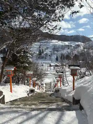 夕張神社の{uncategorized: "未分類", other: "その他", undefined: "問題あり", building: "その他建物", grave: "お墓", sacred_gate: "鳥居", guardian: "狛犬", statue: "像", buddha: "仏像", history: "歴史", nature: "自然", garden: "庭園", animal: "動物", pagoda: "塔", temizu: "手水舎", mountain_gate: "山門・神門", sanctuary: "本殿・本堂", subordinate: "末社・摂社", art: "芸術", scenery: "景色", jizo: "地蔵", ema: "絵馬", goshuin: "御朱印", omikuji: "おみくじ", items: "授与品その他", amulet: "お守り", goshuincho: "御朱印帳", eats: "食事", festival: "お祭り", votive_dance: "神楽", shichigosan: "七五三参", wedding: "結婚式", experience: "体験その他", initially: "初詣", around: "周辺", anti_infection: "感染症対策"}