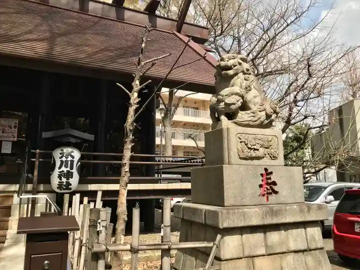 高円寺氷川神社の狛犬