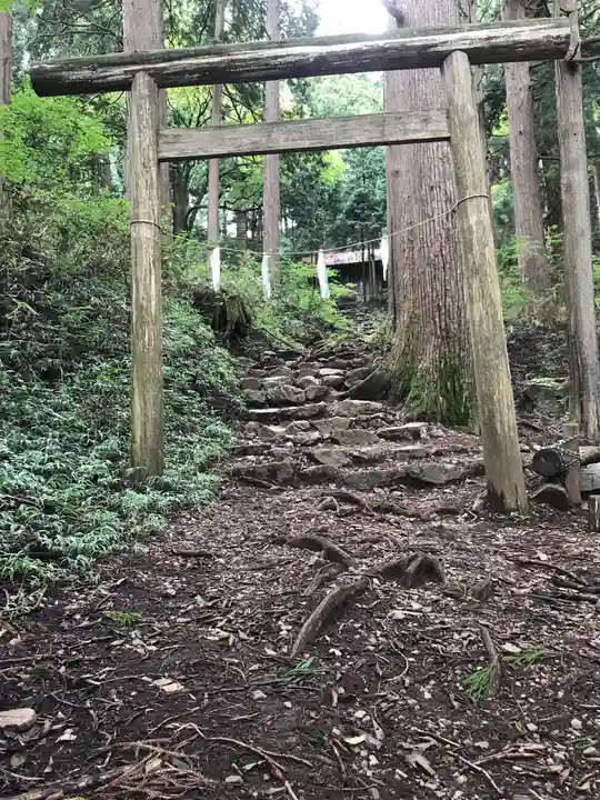 大嶽神社の鳥居