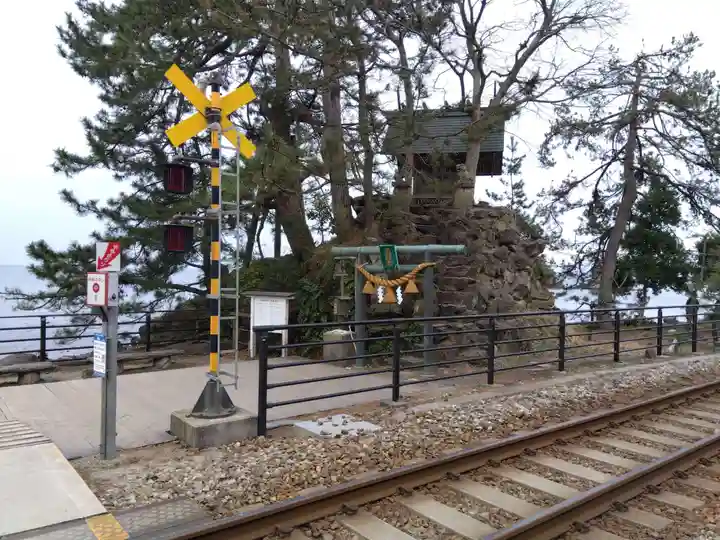 義経社(富山県)