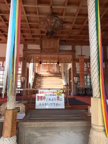 敢國神社の本殿・本堂