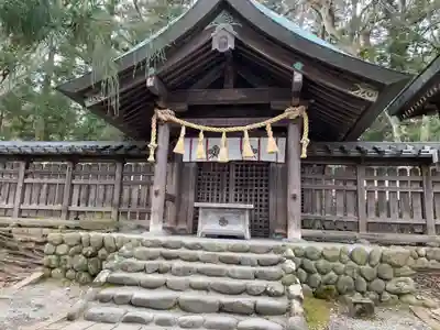 諏訪大社上社前宮の本殿・本堂