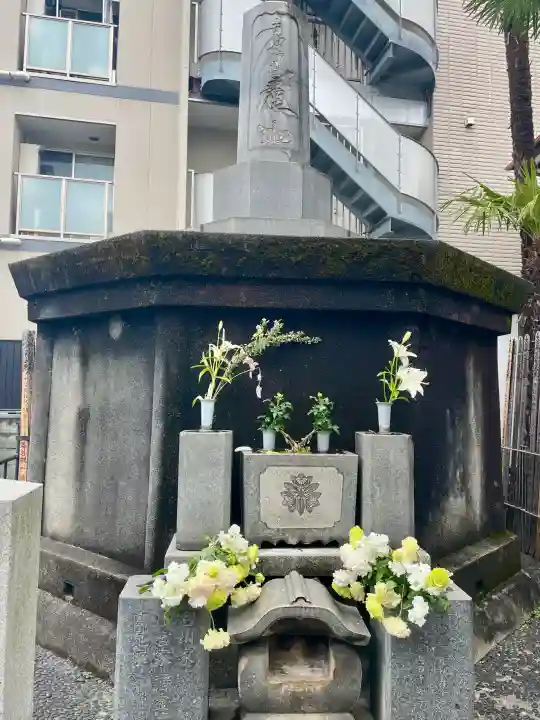 正法寺の{uncategorized: "未分類", other: "その他", undefined: "問題あり", building: "その他建物", grave: "お墓", sacred_gate: "鳥居", guardian: "狛犬", statue: "像", buddha: "仏像", history: "歴史", nature: "自然", garden: "庭園", animal: "動物", pagoda: "塔", temizu: "手水舎", mountain_gate: "山門・神門", sanctuary: "本殿・本堂", subordinate: "末社・摂社", art: "芸術", scenery: "景色", jizo: "地蔵", ema: "絵馬", goshuin: "御朱印", omikuji: "おみくじ", items: "授与品その他", amulet: "お守り", goshuincho: "御朱印帳", eats: "食事", festival: "お祭り", votive_dance: "神楽", shichigosan: "七五三参", wedding: "結婚式", experience: "体験その他", initially: "初詣", around: "周辺", anti_infection: "感染症対策"}