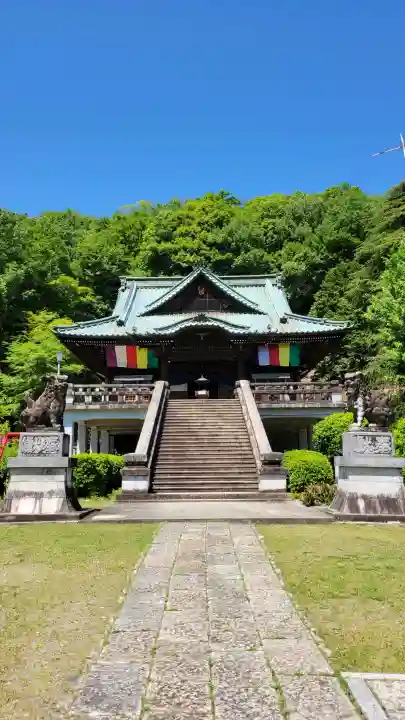 貞照寺の{uncategorized: "未分類", other: "その他", undefined: "問題あり", building: "その他建物", grave: "お墓", sacred_gate: "鳥居", guardian: "狛犬", statue: "像", buddha: "仏像", history: "歴史", nature: "自然", garden: "庭園", animal: "動物", pagoda: "塔", temizu: "手水舎", mountain_gate: "山門・神門", sanctuary: "本殿・本堂", subordinate: "末社・摂社", art: "芸術", scenery: "景色", jizo: "地蔵", ema: "絵馬", goshuin: "御朱印", omikuji: "おみくじ", items: "授与品その他", amulet: "お守り", goshuincho: "御朱印帳", eats: "食事", festival: "お祭り", votive_dance: "神楽", shichigosan: "七五三参", wedding: "結婚式", experience: "体験その他", initially: "初詣", around: "周辺", anti_infection: "感染症対策"}