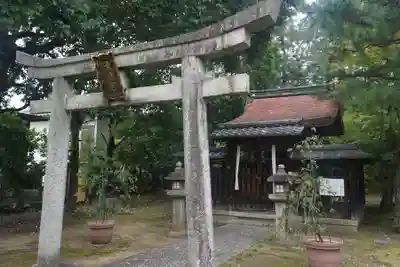 新日吉神宮の末社・摂社