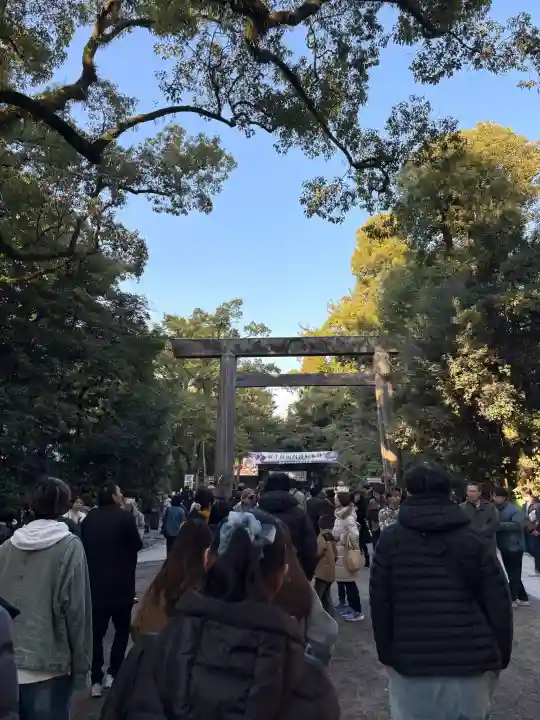 熱田神宮の{uncategorized: "未分類", other: "その他", undefined: "問題あり", building: "その他建物", grave: "お墓", sacred_gate: "鳥居", guardian: "狛犬", statue: "像", buddha: "仏像", history: "歴史", nature: "自然", garden: "庭園", animal: "動物", pagoda: "塔", temizu: "手水舎", mountain_gate: "山門・神門", sanctuary: "本殿・本堂", subordinate: "末社・摂社", art: "芸術", scenery: "景色", jizo: "地蔵", ema: "絵馬", goshuin: "御朱印", omikuji: "おみくじ", items: "授与品その他", amulet: "お守り", goshuincho: "御朱印帳", eats: "食事", festival: "お祭り", votive_dance: "神楽", shichigosan: "七五三参", wedding: "結婚式", experience: "体験その他", initially: "初詣", around: "周辺", anti_infection: "感染症対策"}