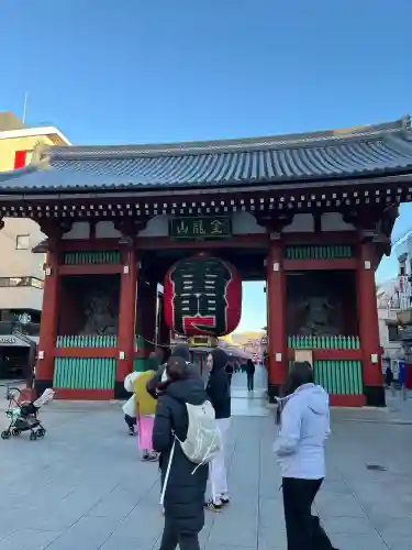 浅草寺の{uncategorized: "未分類", other: "その他", undefined: "問題あり", building: "その他建物", grave: "お墓", sacred_gate: "鳥居", guardian: "狛犬", statue: "像", buddha: "仏像", history: "歴史", nature: "自然", garden: "庭園", animal: "動物", pagoda: "塔", temizu: "手水舎", mountain_gate: "山門・神門", sanctuary: "本殿・本堂", subordinate: "末社・摂社", art: "芸術", scenery: "景色", jizo: "地蔵", ema: "絵馬", goshuin: "御朱印", omikuji: "おみくじ", items: "授与品その他", amulet: "お守り", goshuincho: "御朱印帳", eats: "食事", festival: "お祭り", votive_dance: "神楽", shichigosan: "七五三参", wedding: "結婚式", experience: "体験その他", initially: "初詣", around: "周辺", anti_infection: "感染症対策"}