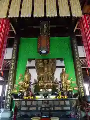 萬福寺の本殿