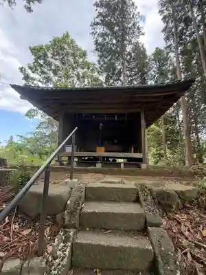 野中山之神社の{uncategorized: "未分類", other: "その他", undefined: "問題あり", building: "その他建物", grave: "お墓", sacred_gate: "鳥居", guardian: "狛犬", statue: "像", buddha: "仏像", history: "歴史", nature: "自然", garden: "庭園", animal: "動物", pagoda: "塔", temizu: "手水舎", mountain_gate: "山門・神門", sanctuary: "本殿・本堂", subordinate: "末社・摂社", art: "芸術", scenery: "景色", jizo: "地蔵", ema: "絵馬", goshuin: "御朱印", omikuji: "おみくじ", items: "授与品その他", amulet: "お守り", goshuincho: "御朱印帳", eats: "食事", festival: "お祭り", votive_dance: "神楽", shichigosan: "七五三参", wedding: "結婚式", experience: "体験その他", initially: "初詣", around: "周辺", anti_infection: "感染症対策"}