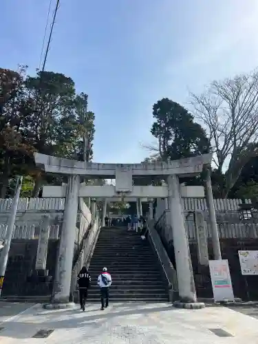宮地嶽神社の{uncategorized: "未分類", other: "その他", undefined: "問題あり", building: "その他建物", grave: "お墓", sacred_gate: "鳥居", guardian: "狛犬", statue: "像", buddha: "仏像", history: "歴史", nature: "自然", garden: "庭園", animal: "動物", pagoda: "塔", temizu: "手水舎", mountain_gate: "山門・神門", sanctuary: "本殿・本堂", subordinate: "末社・摂社", art: "芸術", scenery: "景色", jizo: "地蔵", ema: "絵馬", goshuin: "御朱印", omikuji: "おみくじ", items: "授与品その他", amulet: "お守り", goshuincho: "御朱印帳", eats: "食事", festival: "お祭り", votive_dance: "神楽", shichigosan: "七五三参", wedding: "結婚式", experience: "体験その他", initially: "初詣", around: "周辺", anti_infection: "感染症対策"}