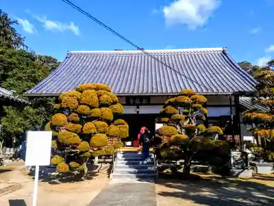 永福寺の本殿・本堂