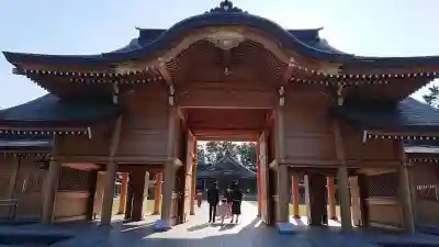 新潟縣護國神社の山門・神門