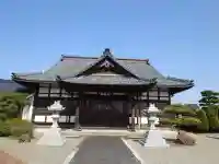 実成寺の本殿・本堂