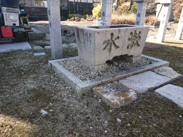 天神社(中之庄天神社)の手水舎